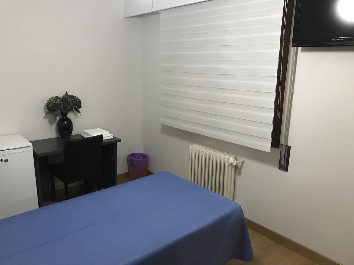 Pension Berceo Logroño Exterior foto
