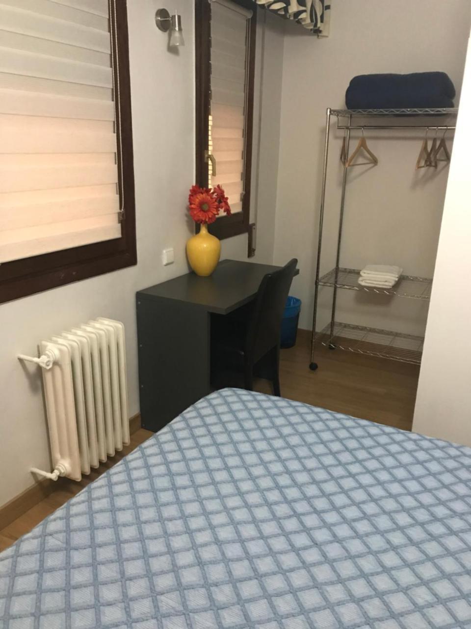 Pension Berceo Logroño Exterior foto
